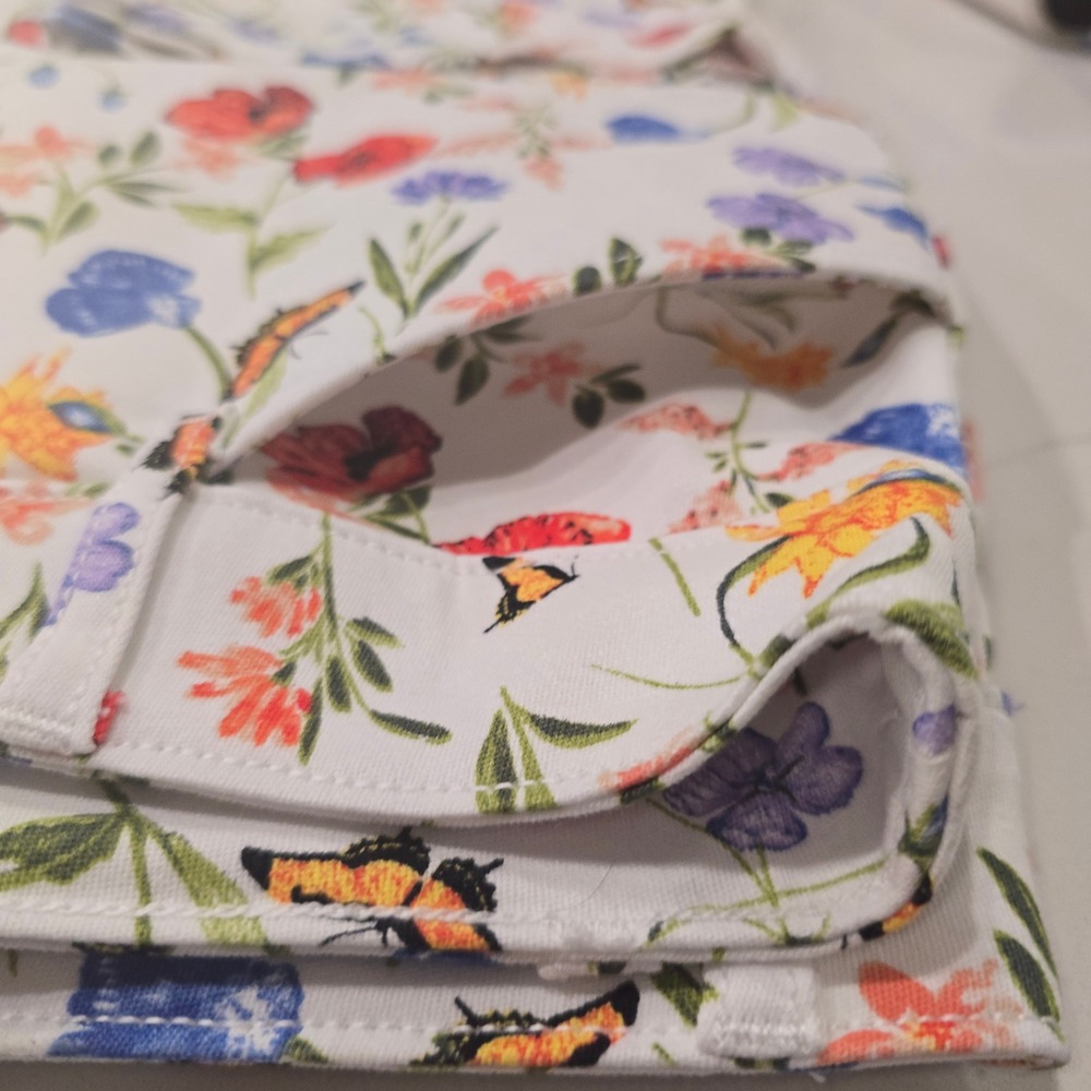 St Johns Bay Floral Capri Pants Womens 8 White Multi Butterfly Tummy Control NWT - Picture 15 of 16